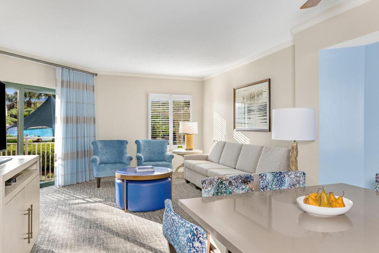 Two-Bedroom Villa with Oceanfront View,1373372474:JPEG