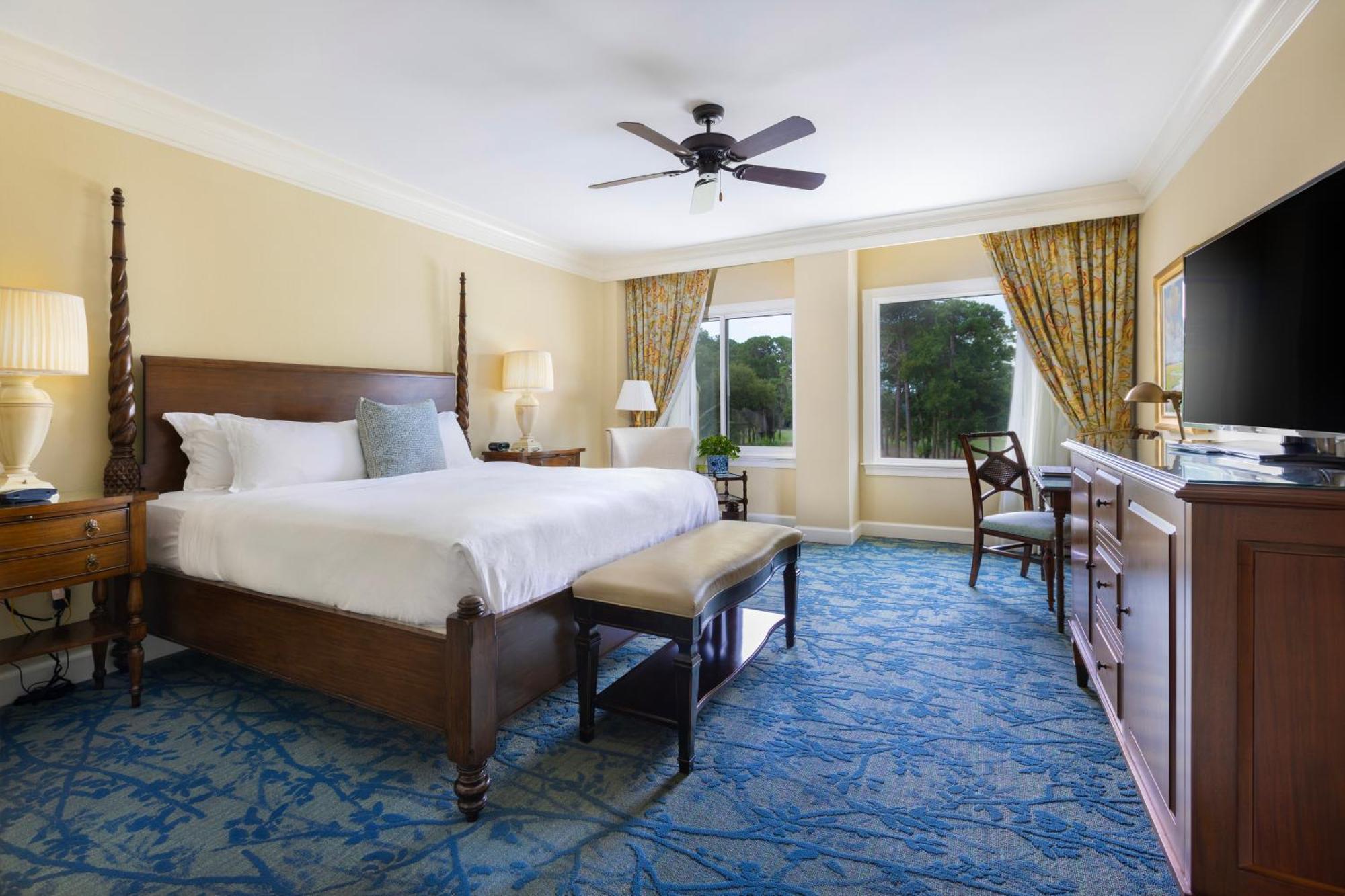 King Bed Golf View,1544740606:JPEG